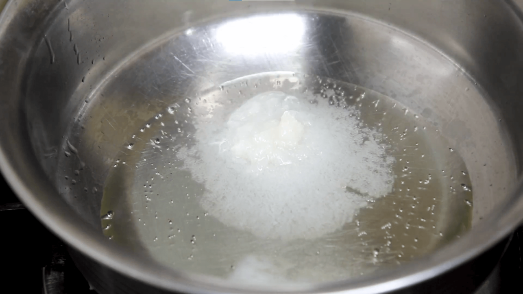 Gajar ka halwa - add 2 tablespoons of ghee to new pan